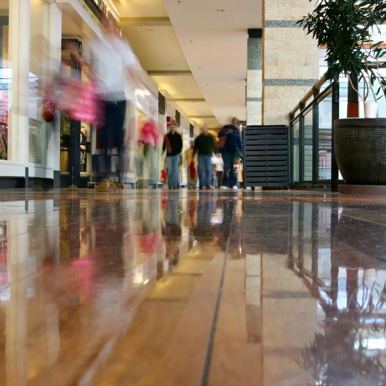 LIMPIEZA CENTOS COMERCIALES SEVILLA